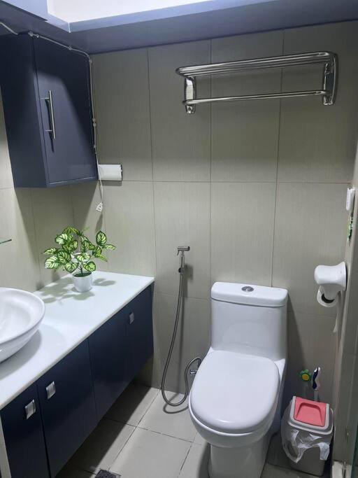 Casa Cintores Condo Near Picc With Free Parking Manille Extérieur photo